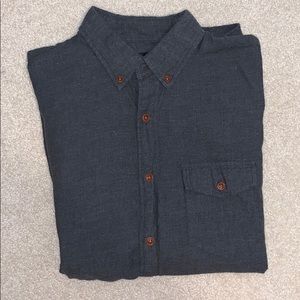 Men’s long sleeve button down shirt